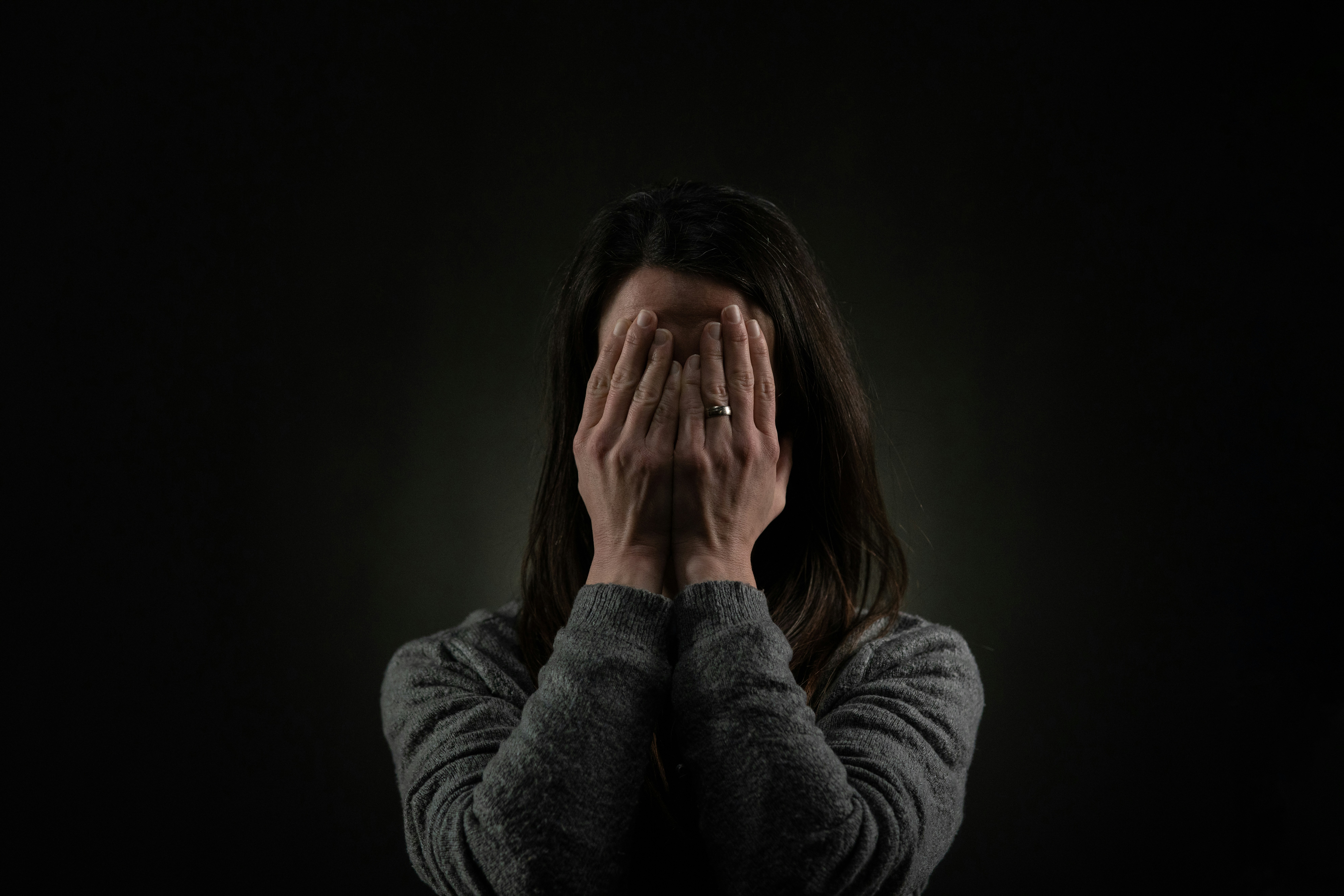 How To Face Fear Without Forcing Yourself