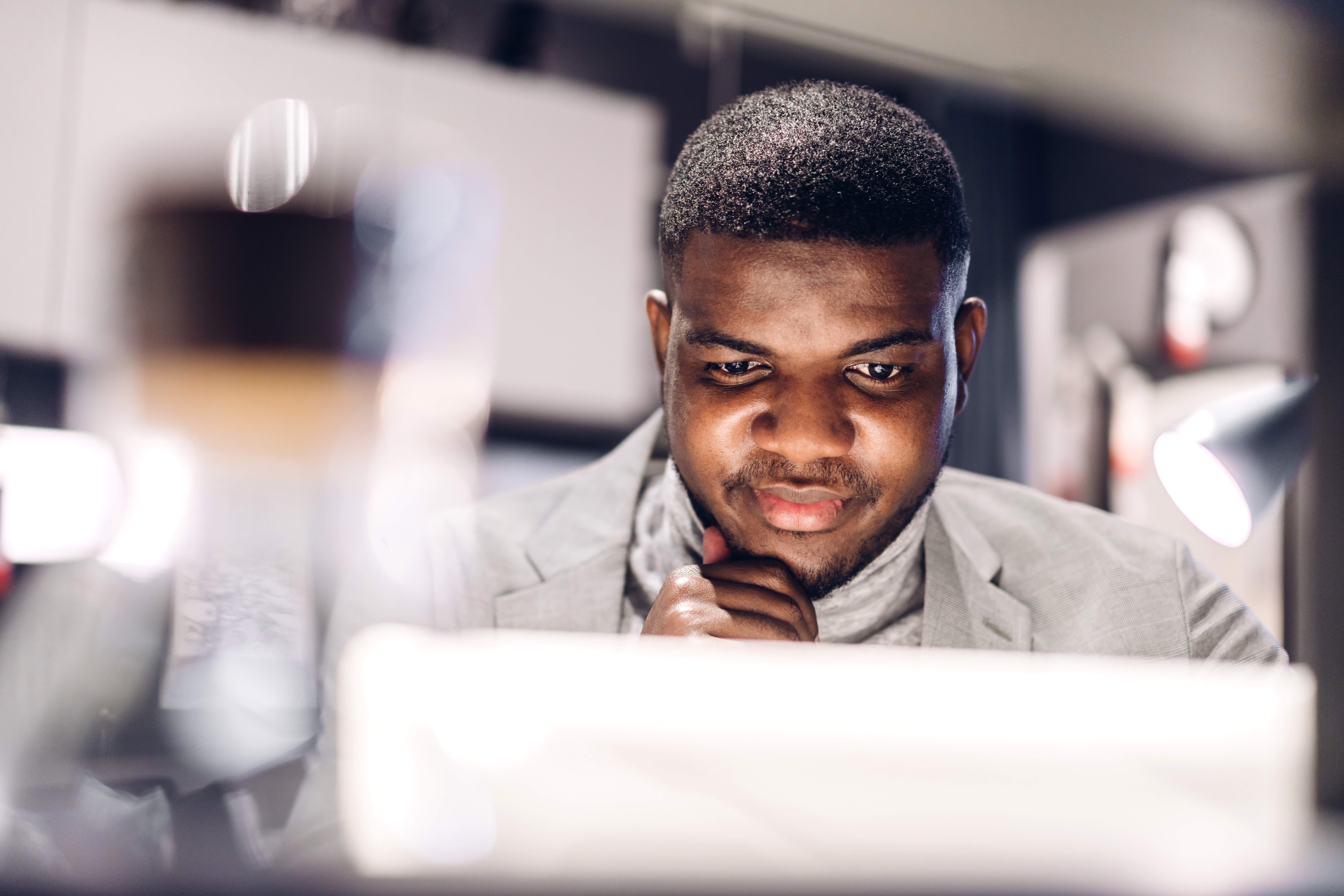 Why Prospects Refuse Financial Plans (And How Elite Advisors Change Their Minds)