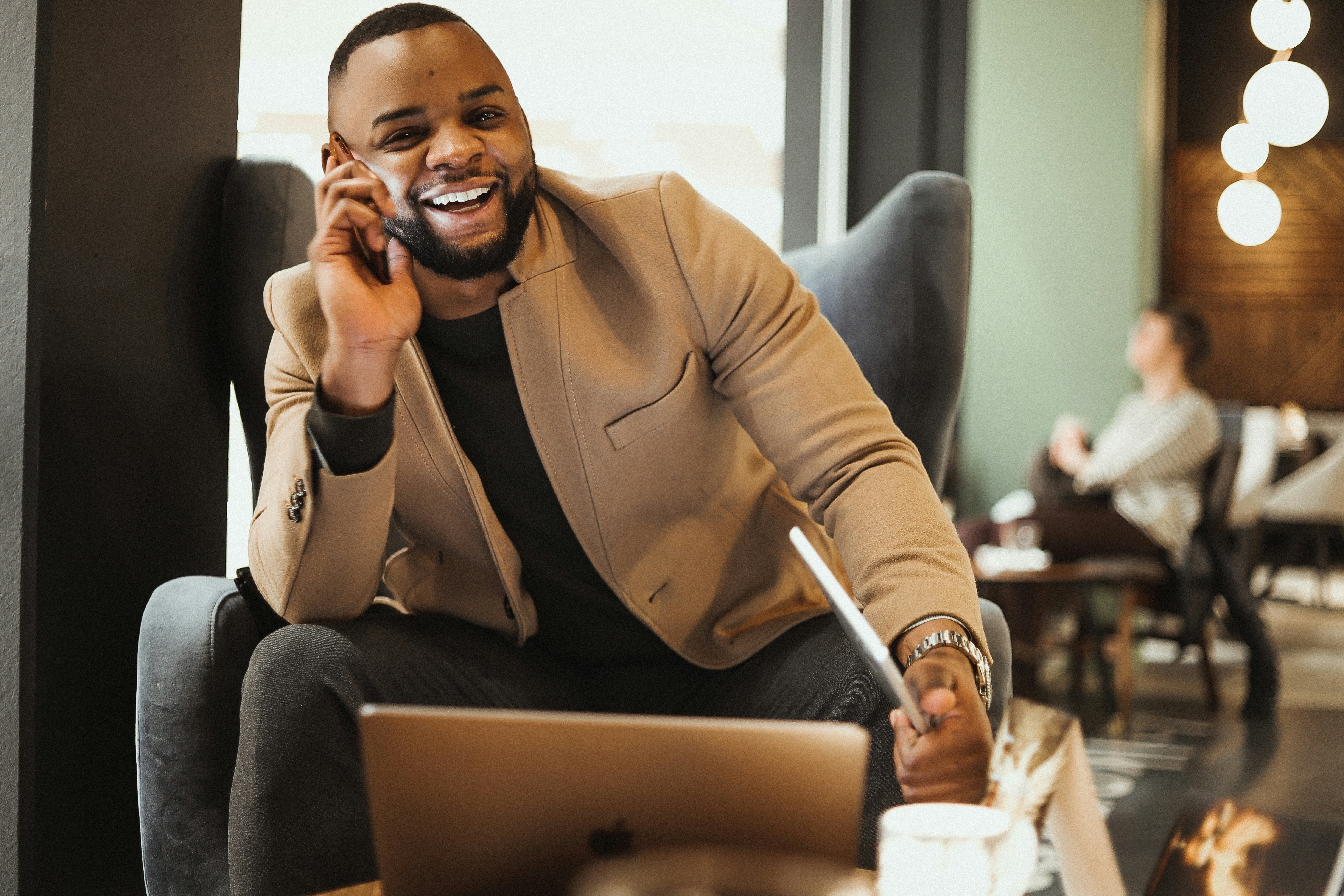Likeability Beats Expertise When Winning High-Quality Clients