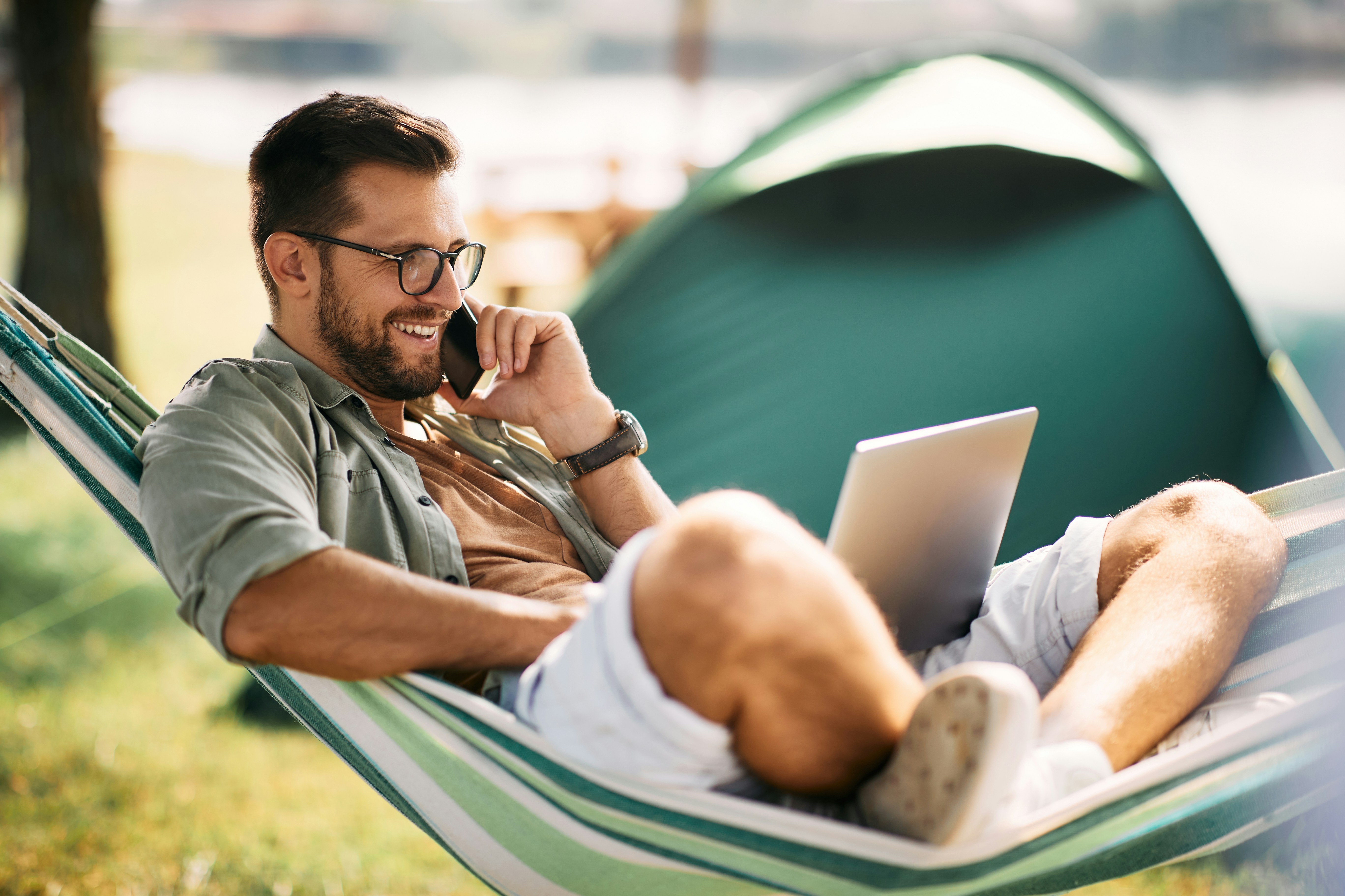 5 Financial Advisor Content Ideas Your Clients Want To Hear About This Summer