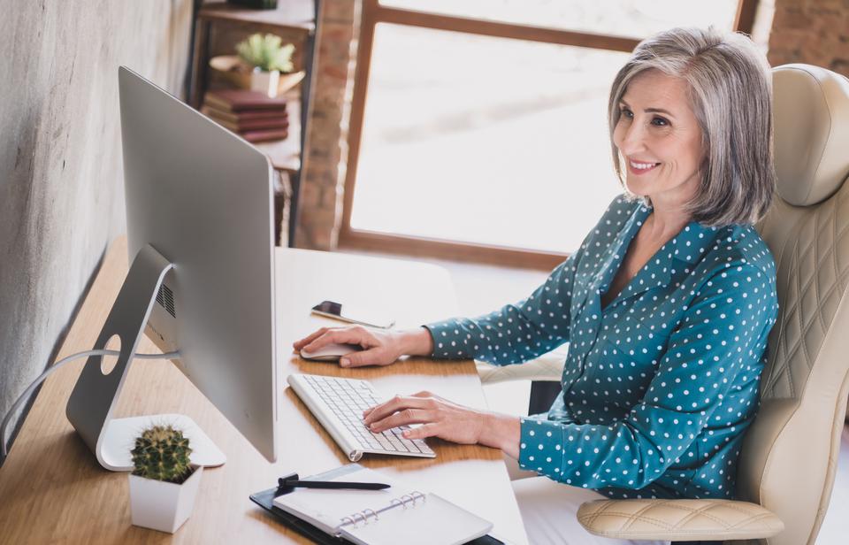 Even Your Wealthy Clients Are Using AI for Investing Advice