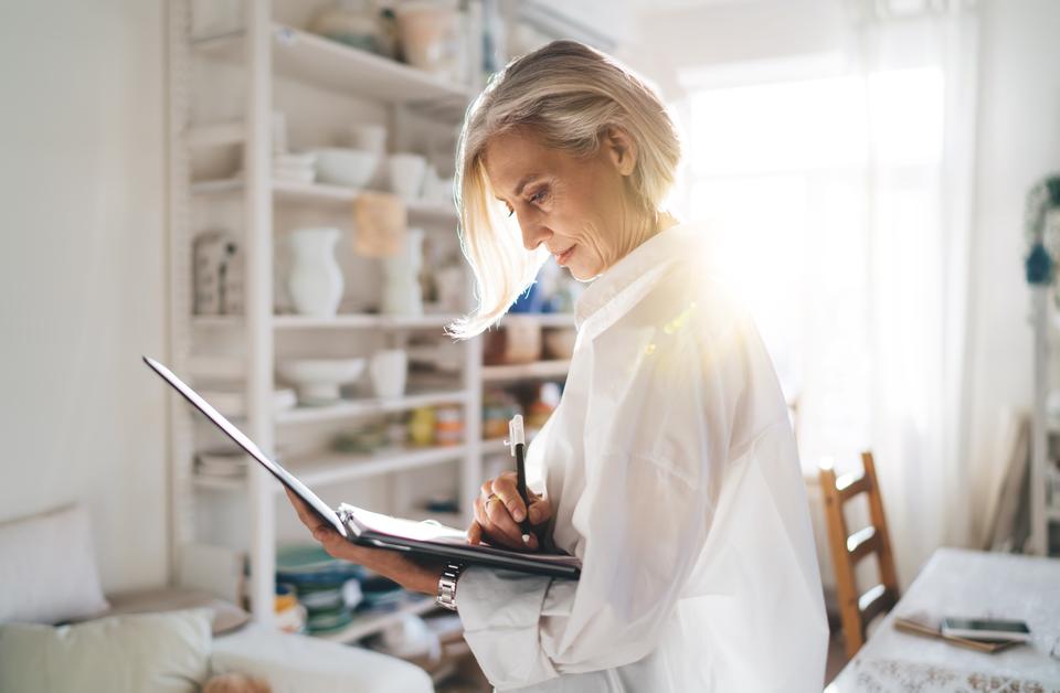 How Financial Advisors Can Charge Higher Fees