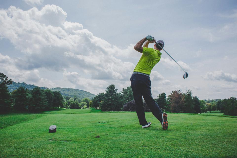 Why Financial Advisors Practice Their Golf Swing More Than Their Value Proposition